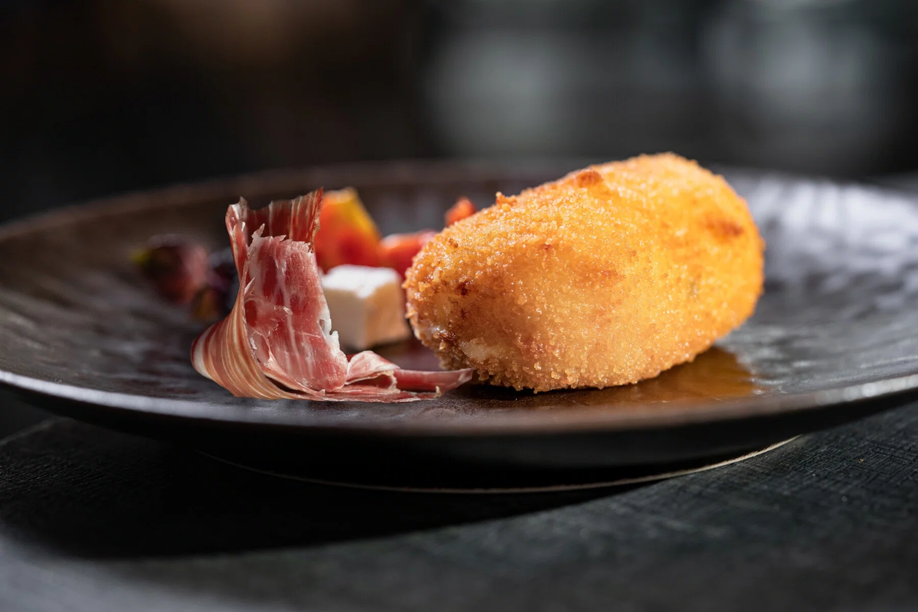 CROQUETTES ARTISANALES FROMAGE DE CHEVRE ET JAMBON DE GANDA
