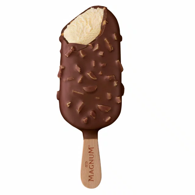 OLA MAGNUM ALMOND VEGAN